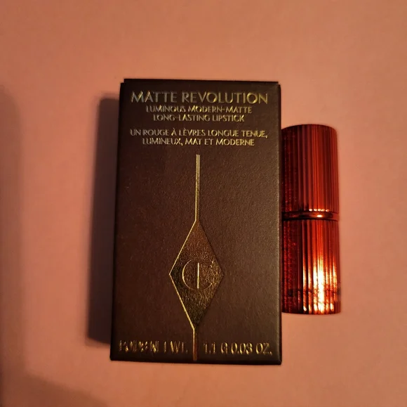 Charlotte Tilbury Matte Revolution Lipstick: Cinematic Red .03oz (Travel Sz) NIB - Picture 6 of 7